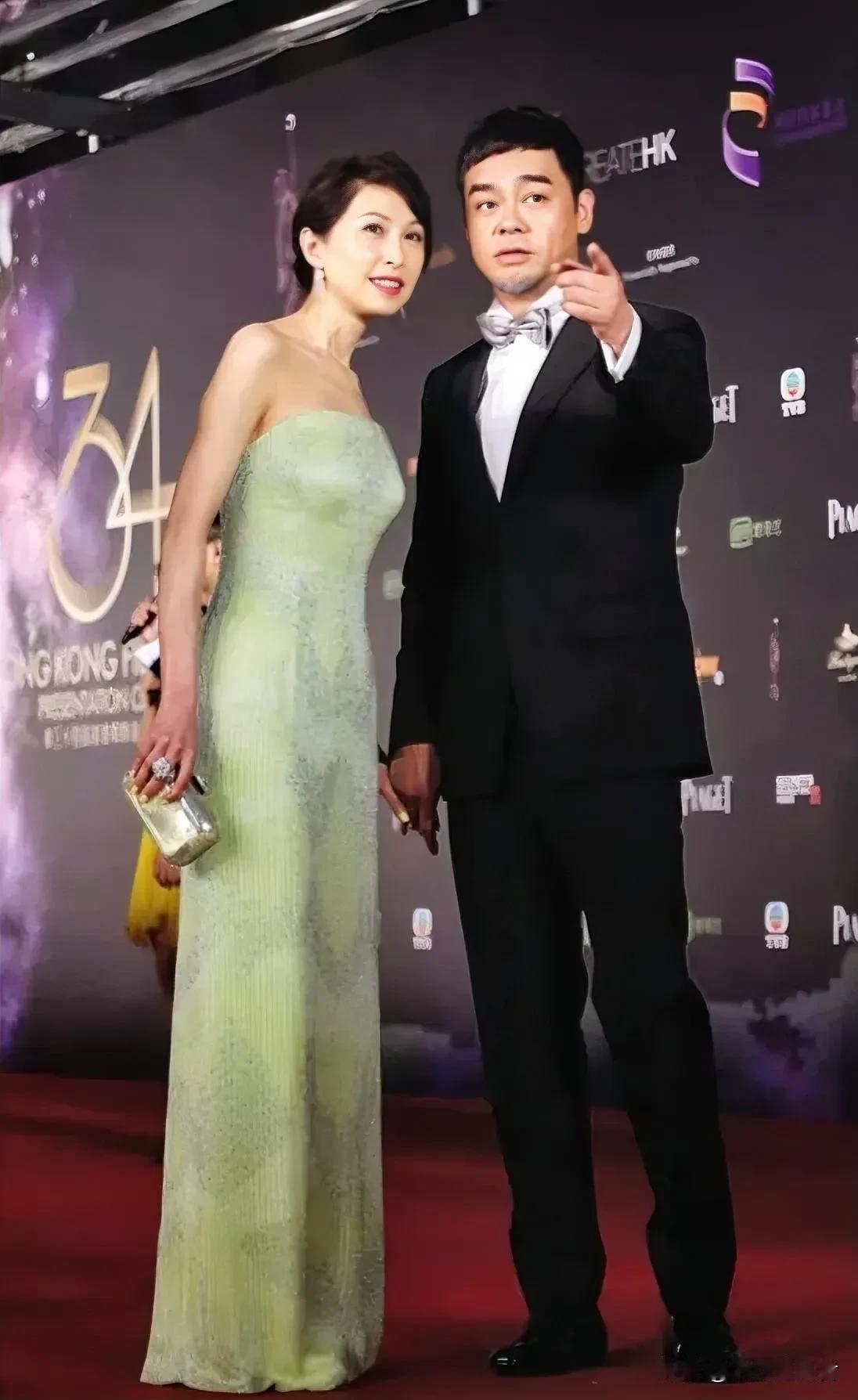 香港娱乐界的35对明星夫妻，你还知道哪些？
姜大卫、李琳琳：1974年5月20日