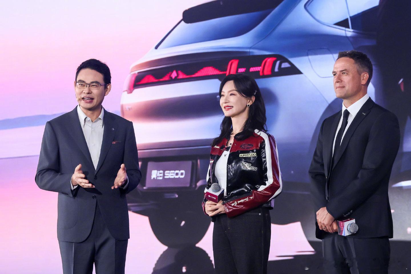 20万出头就能买四驱空悬中大型SUV 5月17日，昊铂S600正式开启预售，预售