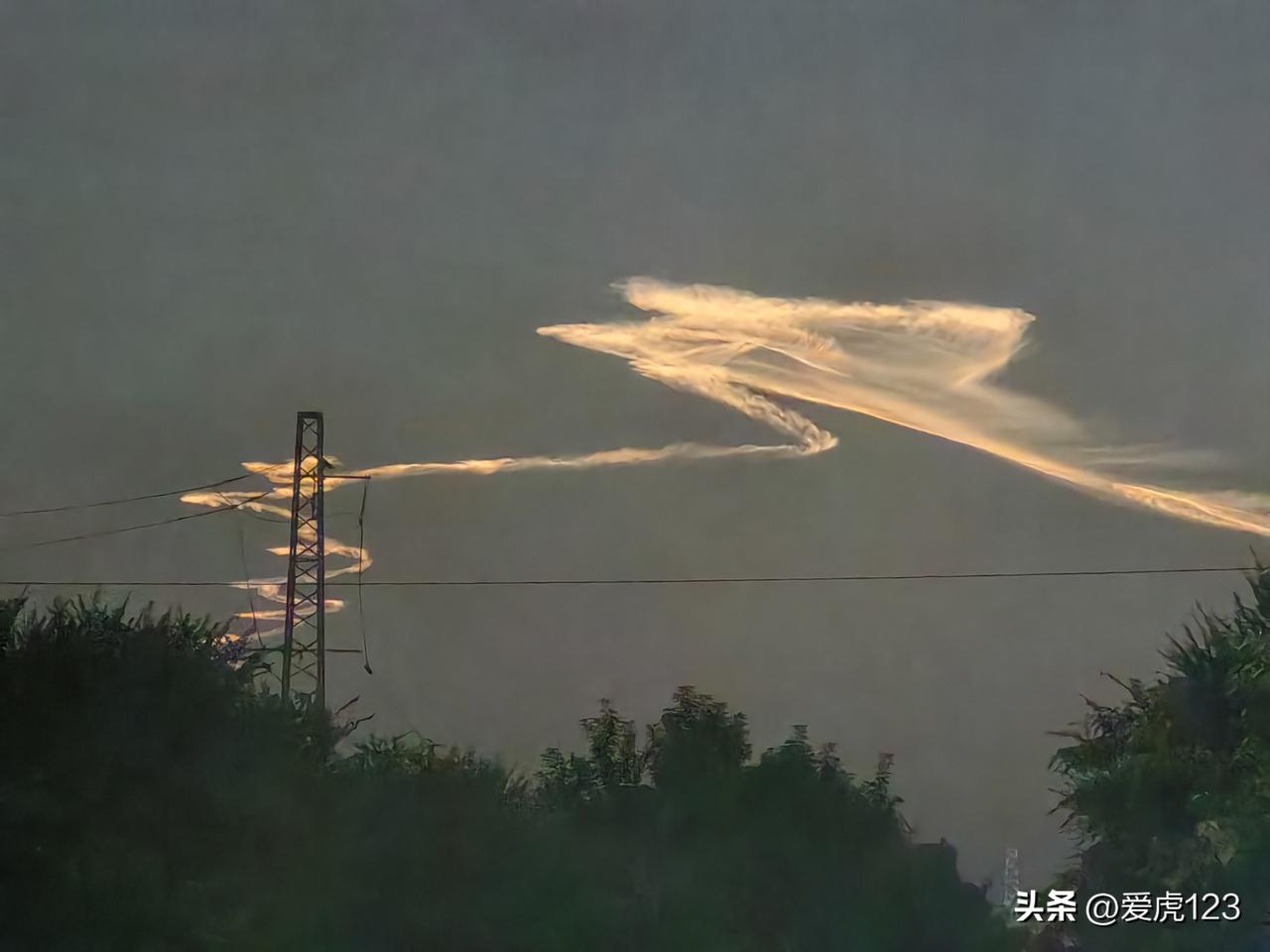 今晚18:40西边的天空