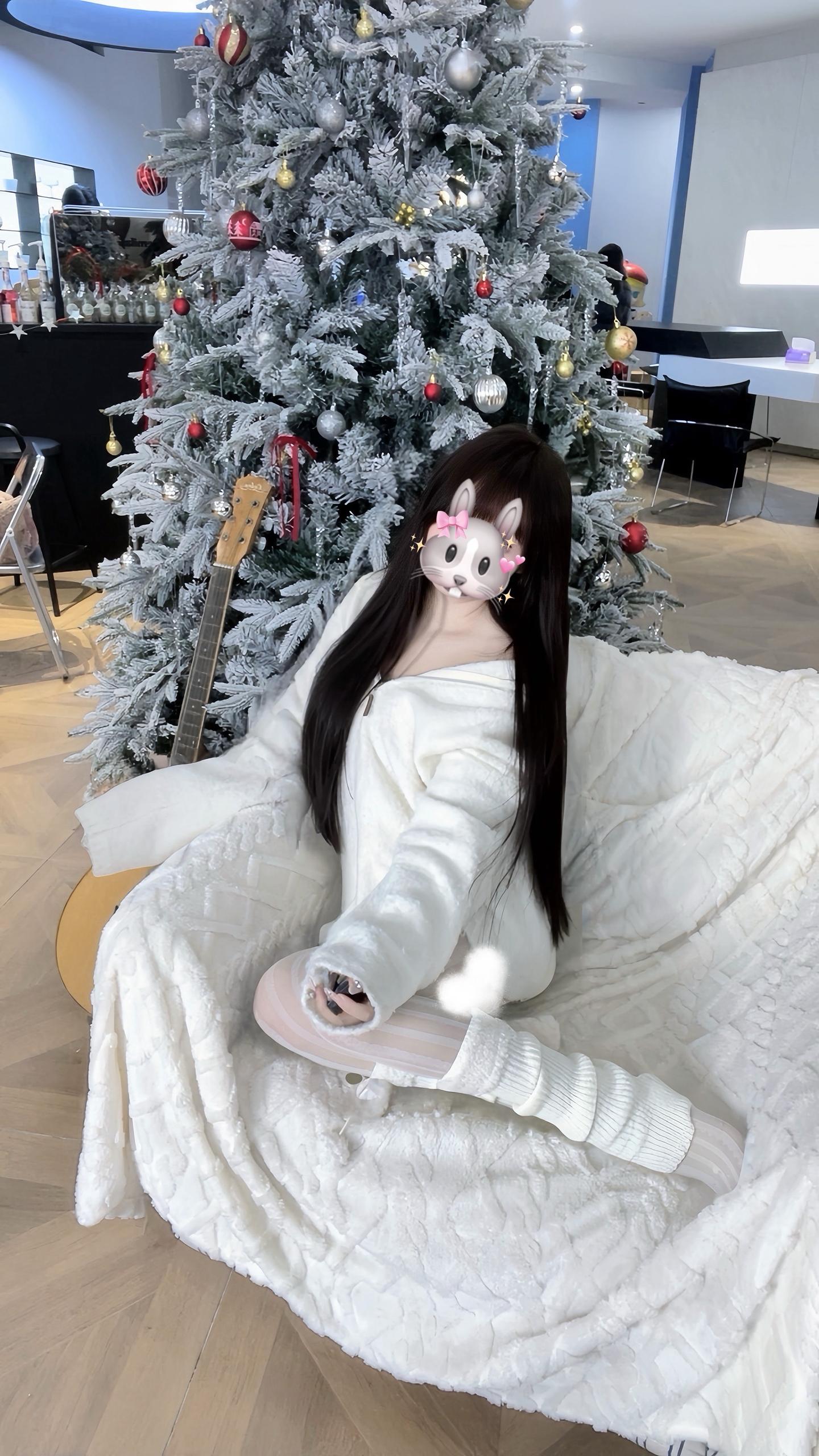 ⸝⸝𐂂𝓜𝓮𝓻𝓻𝔂  𝓒𝓱𝓻𝓲𝓼𝓽𝓶𝓪𝓼˚...