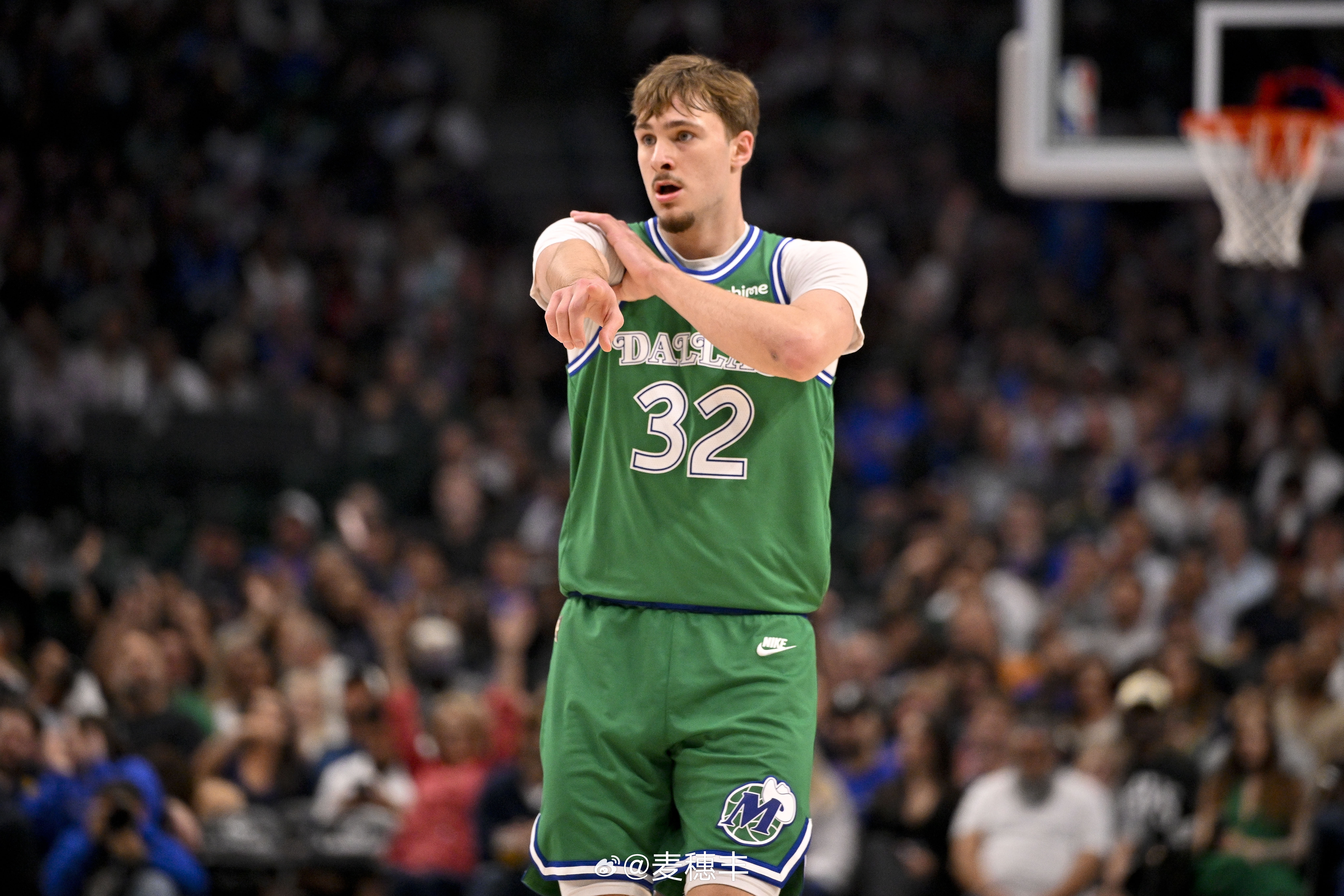 小牛的状元弗拉格（19岁104天）今天30投19中轰下51分6篮板3助攻3抢断1