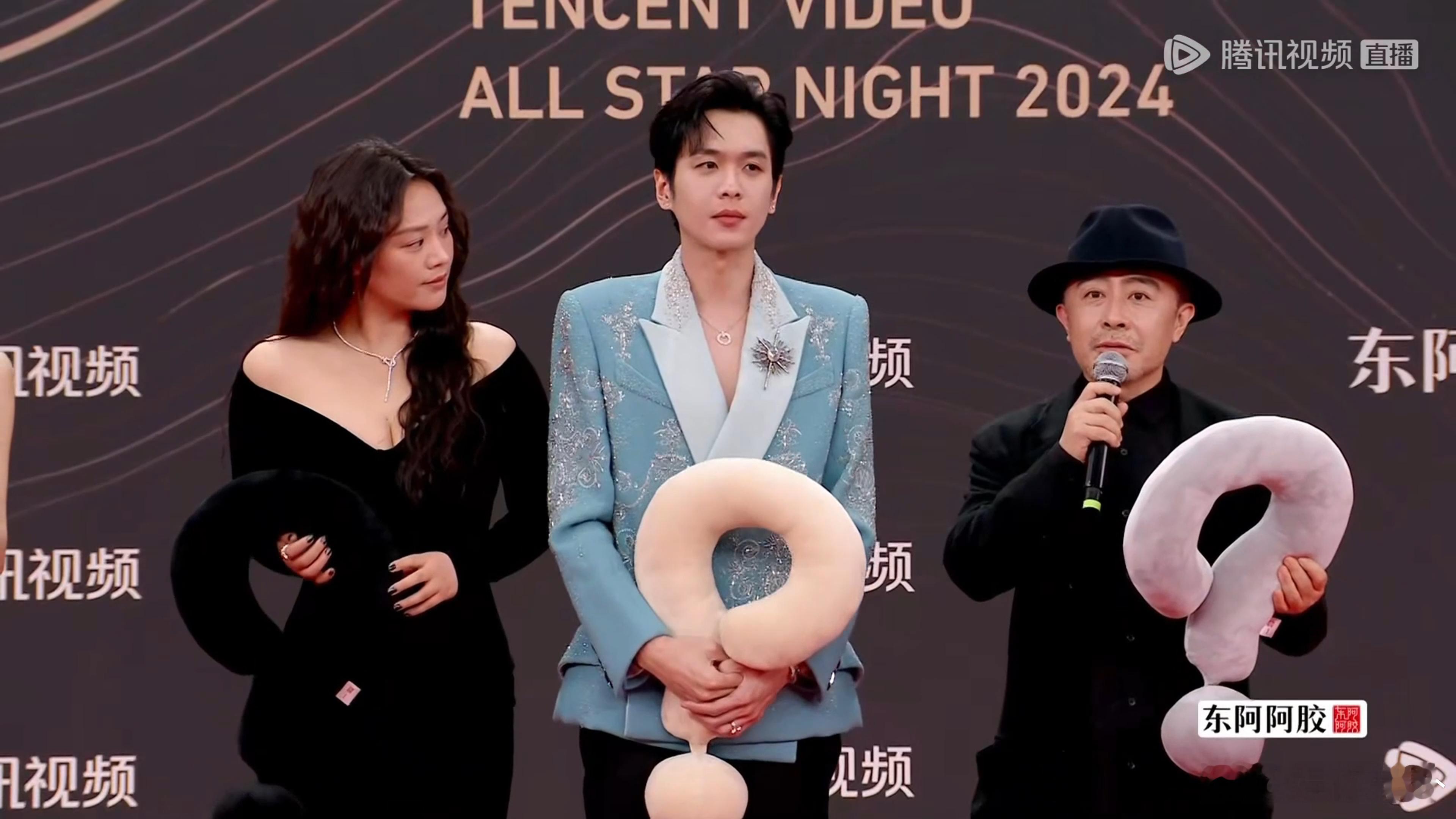 张若昀马思纯拍戏靠钓鱼解压  看张若昀马思纯钓鱼，感觉他们私下里一定是个有趣的人