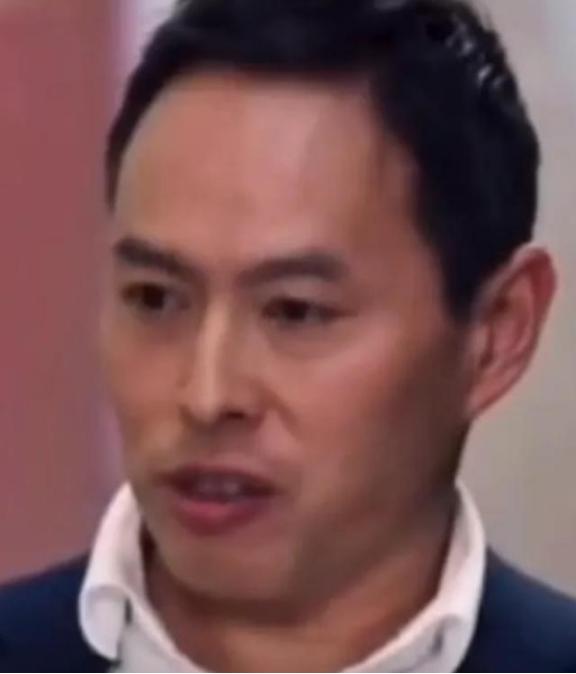 当面被戳破尴尬处境！澳反华教授卖力抹黑中国，主持人一句话直击要害，直言两国若爆发