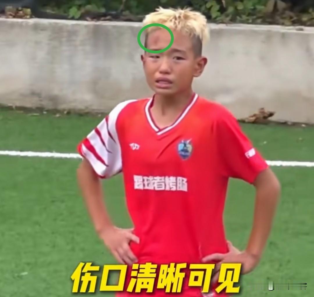 终于知道董路为何这么硬气，竟敢隔空喊话孙继海，和嗨球少年单挑对战了，因为他的足球