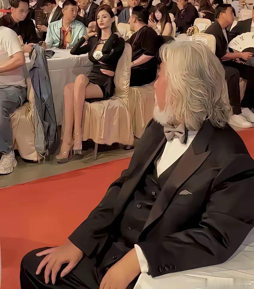 张导演！是不是想让她当女主角了 