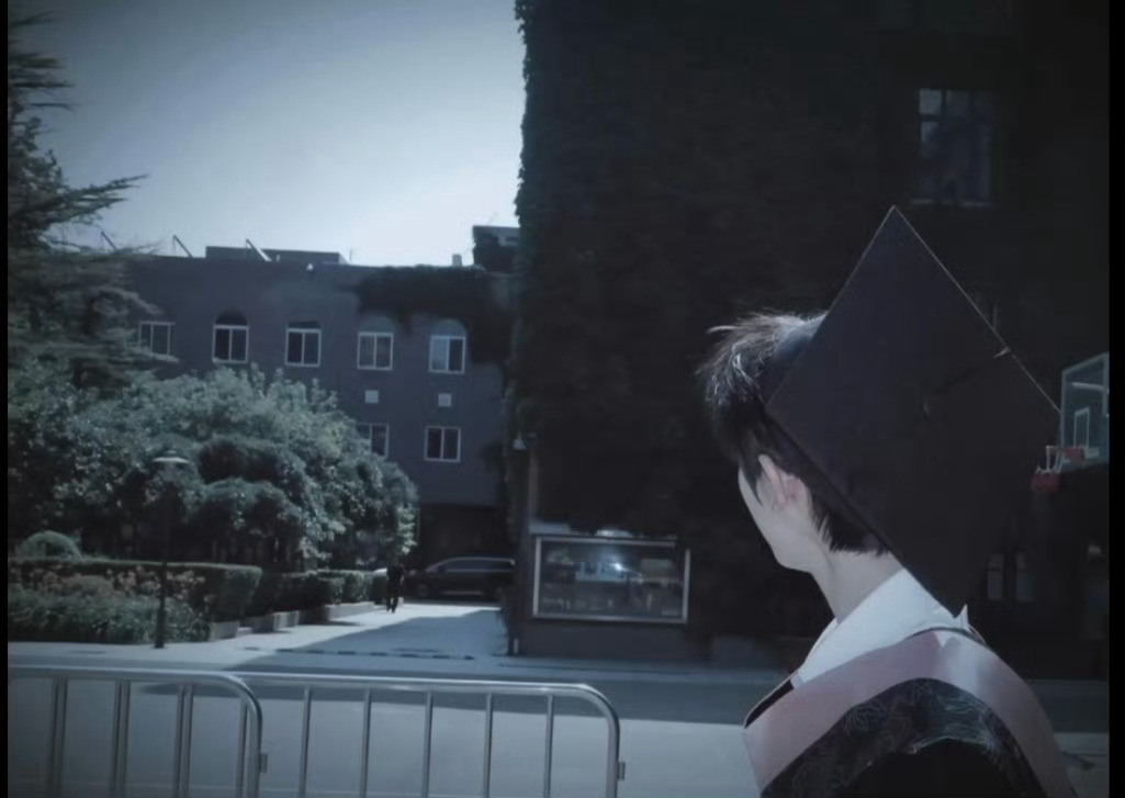 中戏男一前途璀璨🎓💐 *马嘉祺高会更新毕业vlog