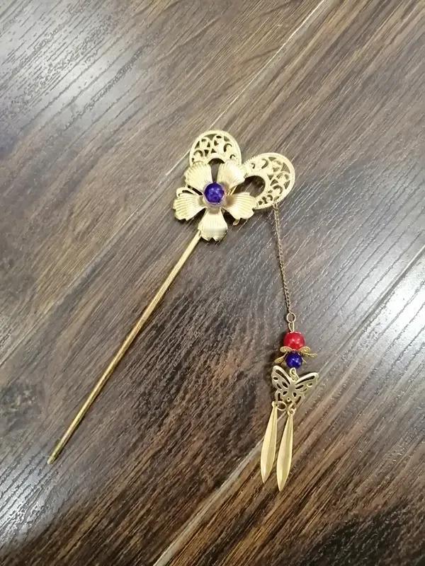 丙午年辛金日主运势：

钗钏之金在瑟瑟发抖中。

没有辛金喜丙火，从来没有，ne