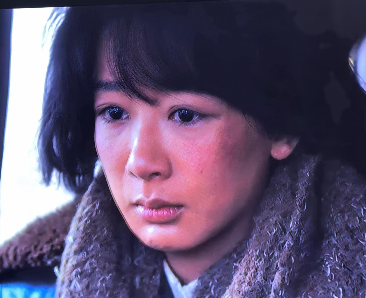 儿子刚从鬼门关爬回来，白菊抬手就是一巴掌。
一个用爱包装的鲁莽，比无人区更危险。