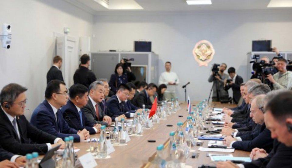 中俄就涉日本问题进行战略对表战略对表这个词是第一次见。我个人的理解就是进行了沟通