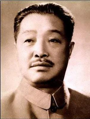 1969年，病床上的贺龙听到窗外传来几声猪叫声，他吧嗒吧嗒嘴，对妻子说：“要是能