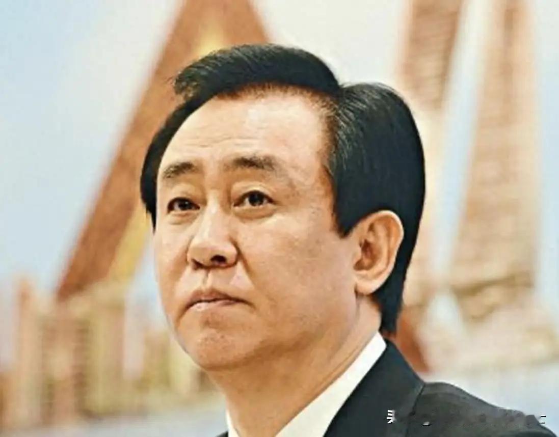 当“许家印终于判了”的消息刷屏时，无数人长舒一口气。但判决结果公布后，舆论场却出