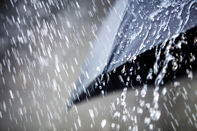 【五预警齐发！#清明这些地区有大暴雨#】#沙尘大雾大风组团影响多地天气# 4月2