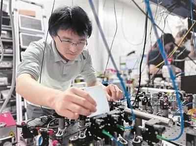全球首批核时钟正式跑起来！中国团队极致省料，短秒级稳定度优于欧洲原型机近一个数量