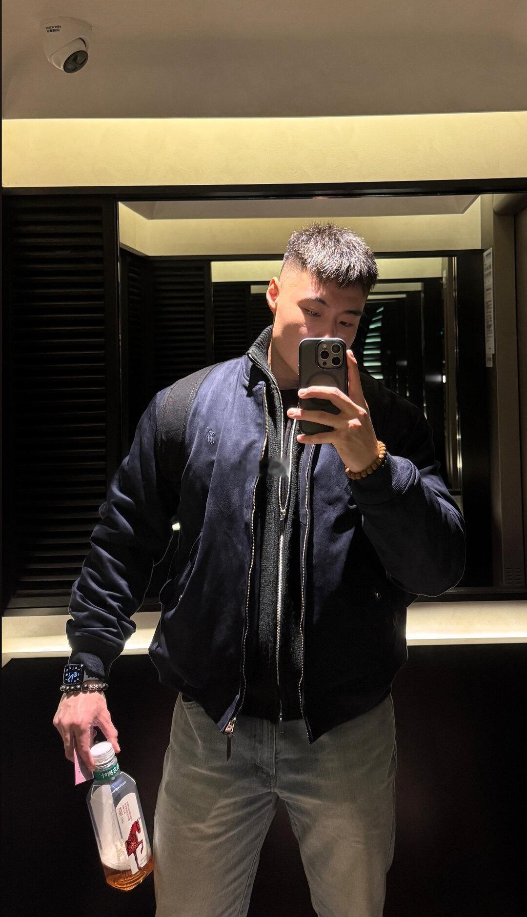 又穿回冬装了