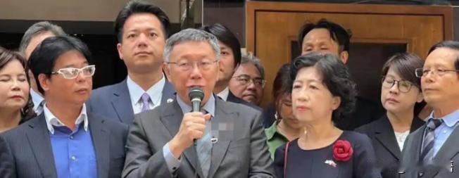 柯文哲曾言：大陆若胆敢对台湾出手，我随随便便就能让大陆瘫痪？

台海局势持续紧绷