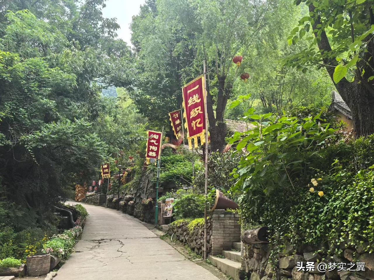 【小对联】
上：……？
下：画师。