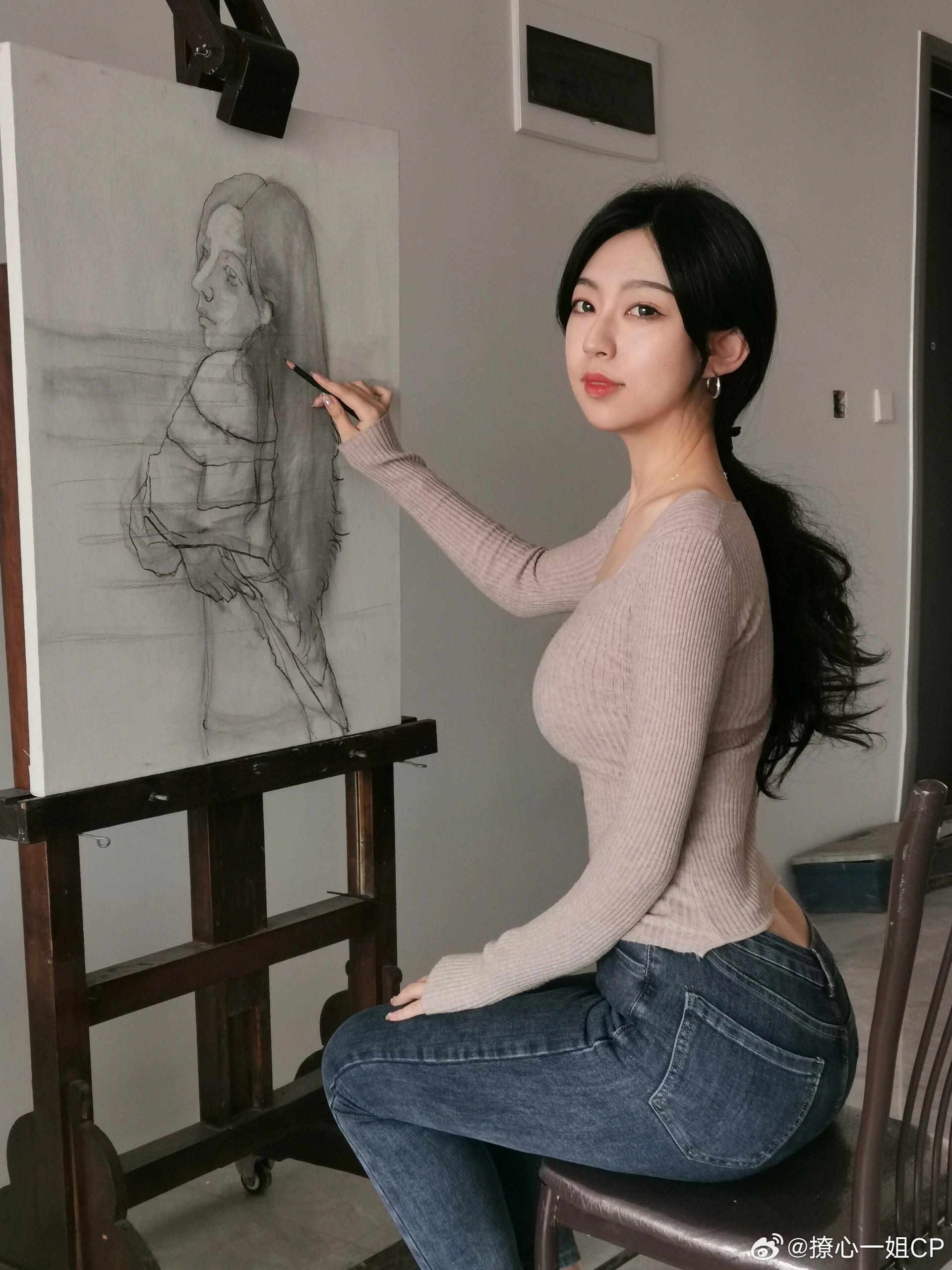 美丽的坐姿 ​​​