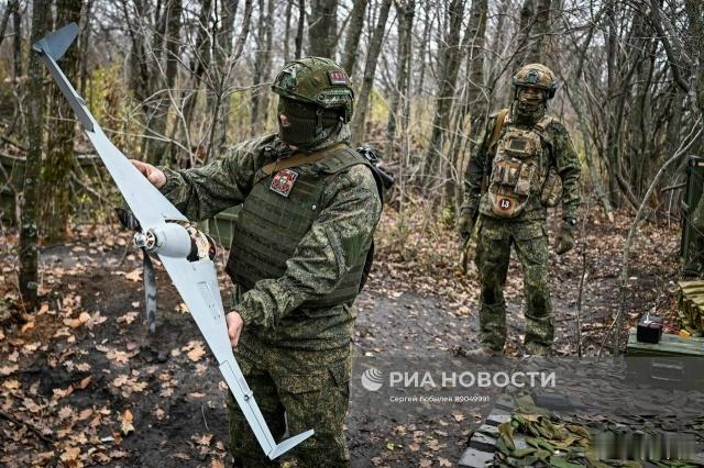 俄罗斯西部集群第288炮兵旅在哈尔科夫州库皮扬斯克方向使用立方体自杀式无人机袭击