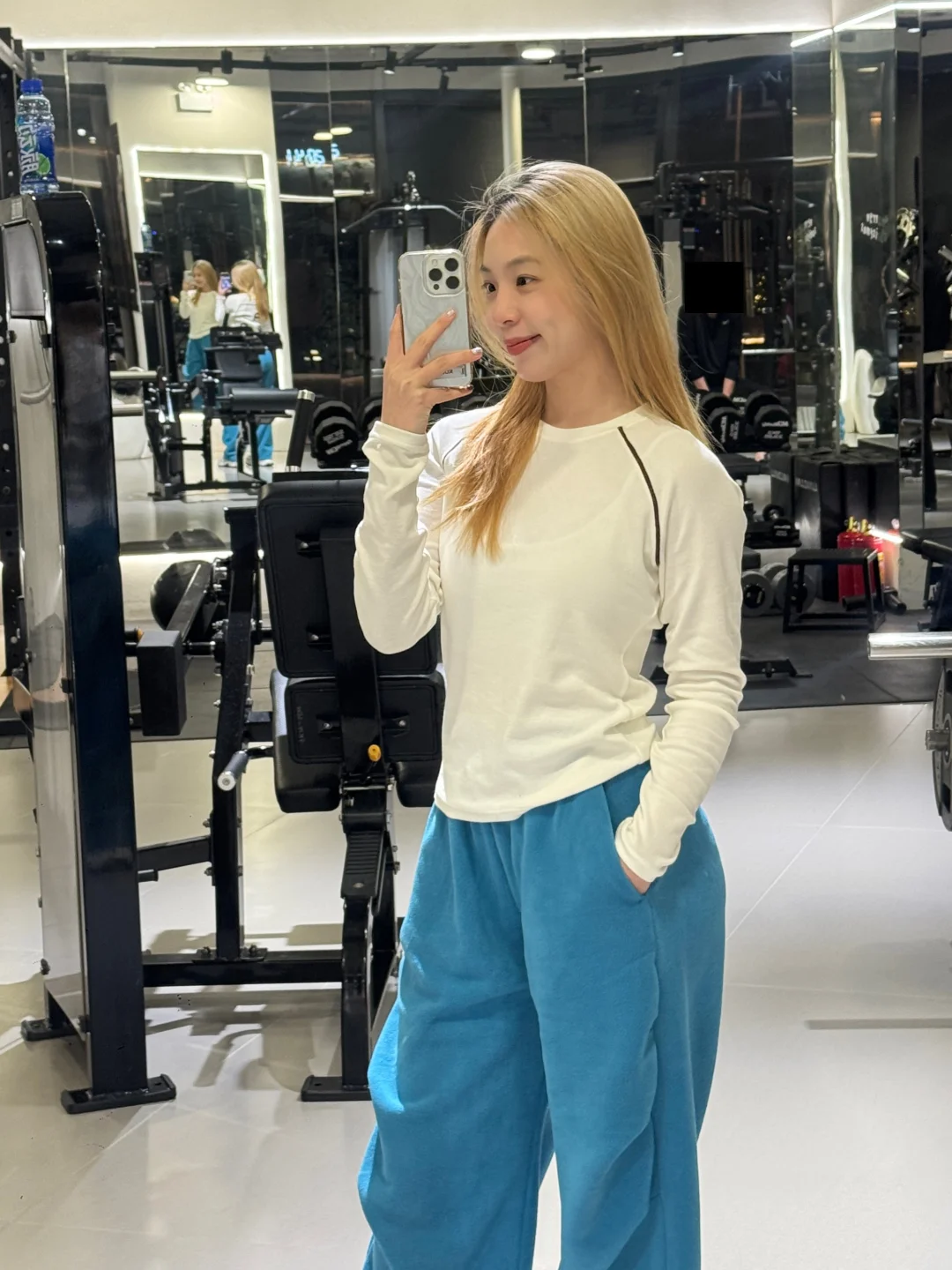 试过了 多巴胺穿搭真的会让人心情愉悦