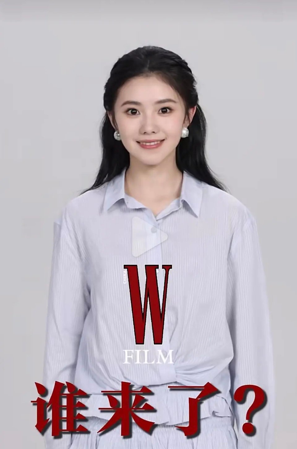 感觉刘浩存全脸鼻子最好看 