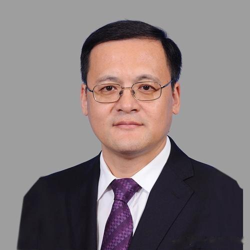 老汪干了一辈子工程，这次是彻底栽了，280万元的变更费甲方不予支付，原因是缺乏监