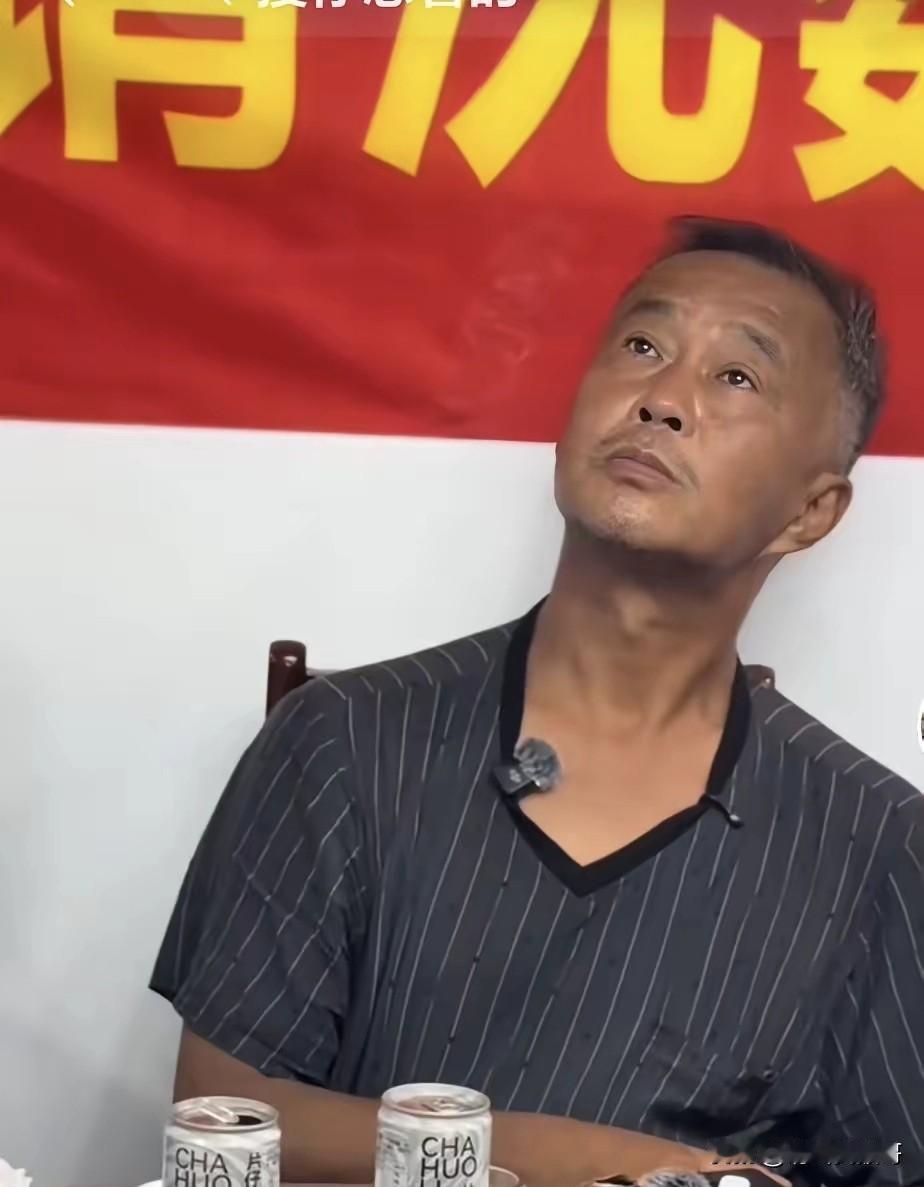 感觉沈巍经历今年的一些事情后，也许他的思想会升华，早些年他只是单纯的文化大师，但