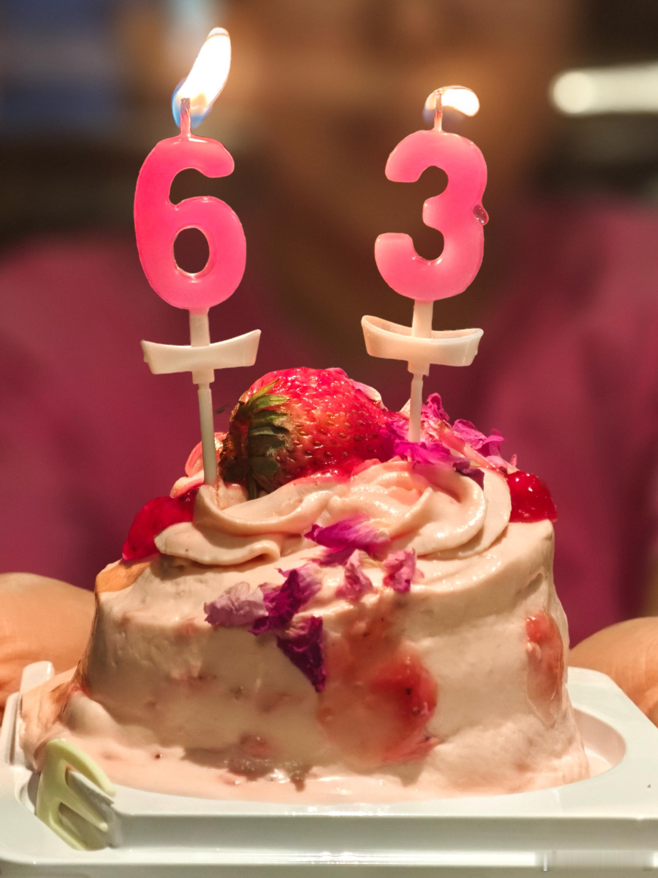 迪丽热巴0603生日快乐今天星期巴 宝宝，生日快乐