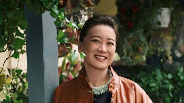 贾玲上镜胖十斤被说复胖，专家一句话拆穿镜头骗局