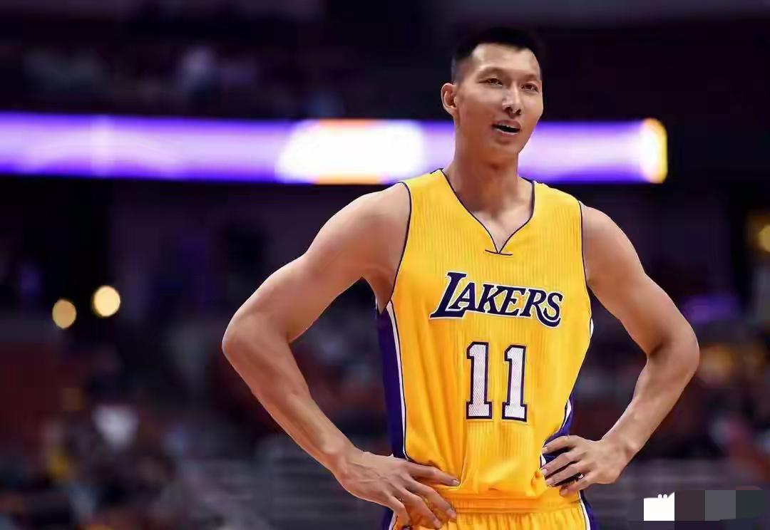 原来易建联在NBA打过球，难怪在CBA独一档存在