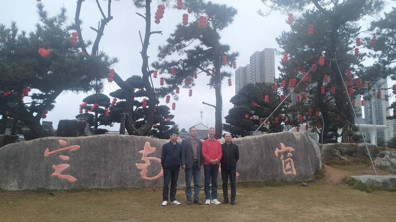 中华安氏——江西定南

中华安氏宗亲会陕西分会快讯

2月27日，中华安氏宗亲总