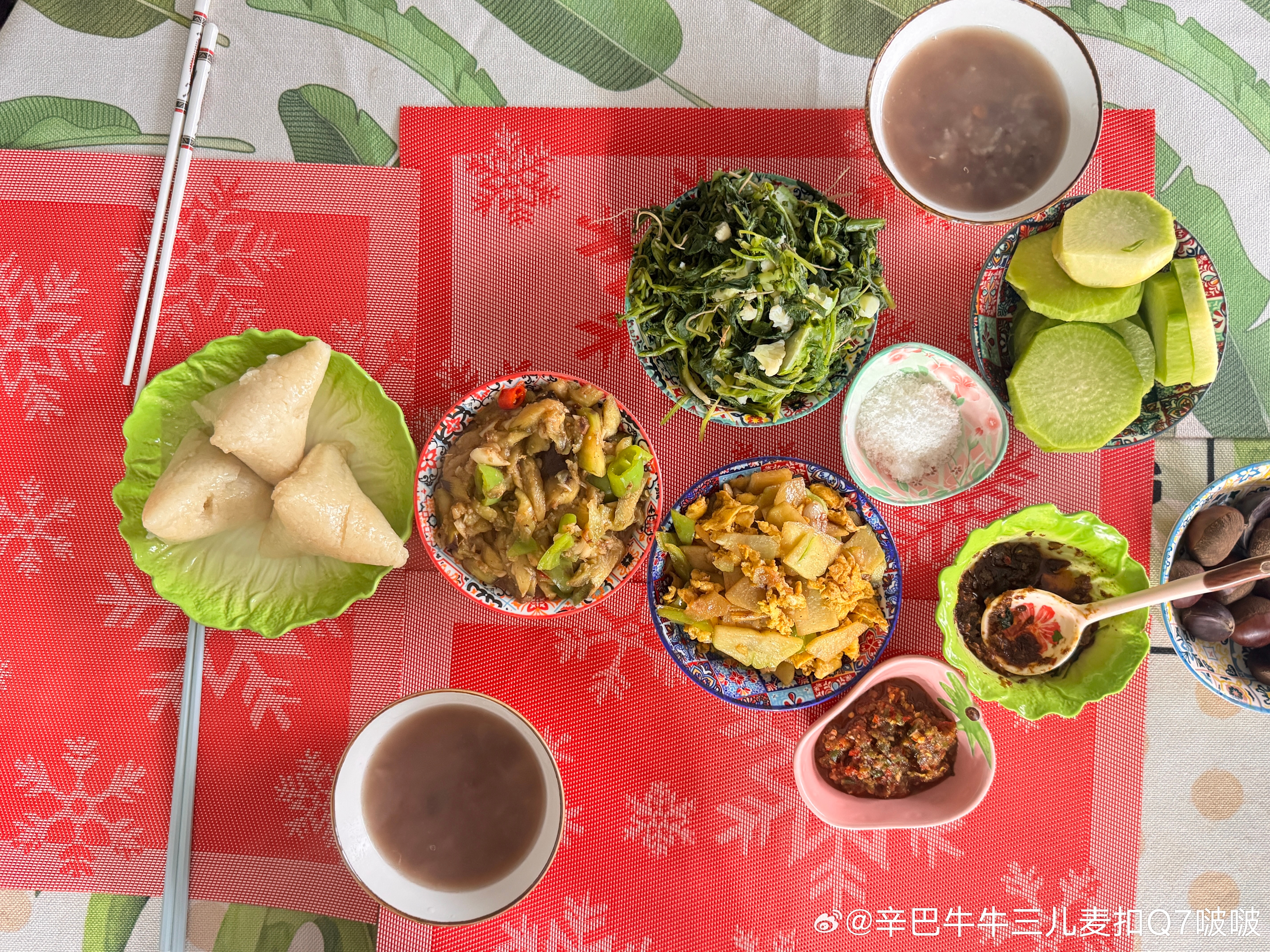 天天过年的是谁。不好意思，是我，是我，是我～ ​​​