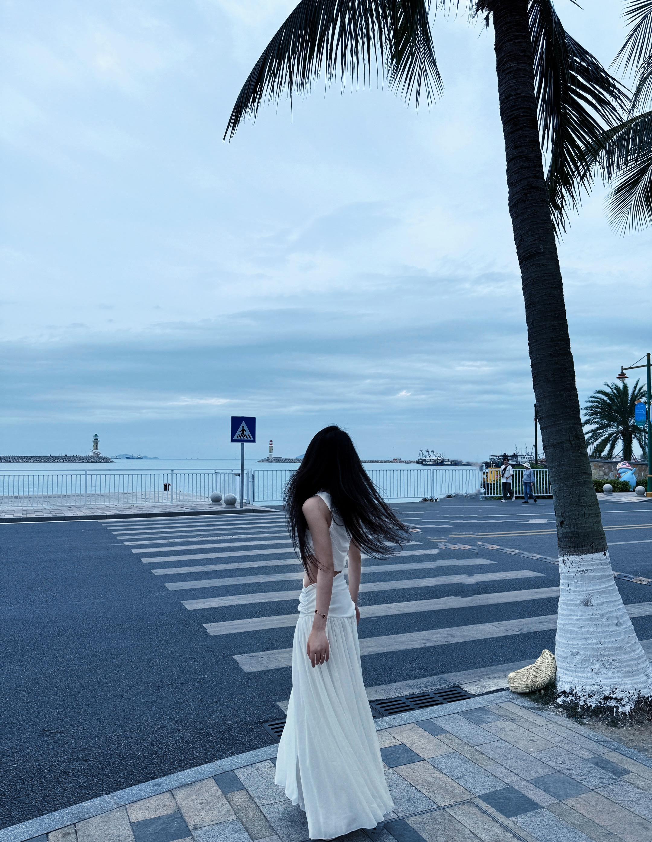她留给你 是背影
