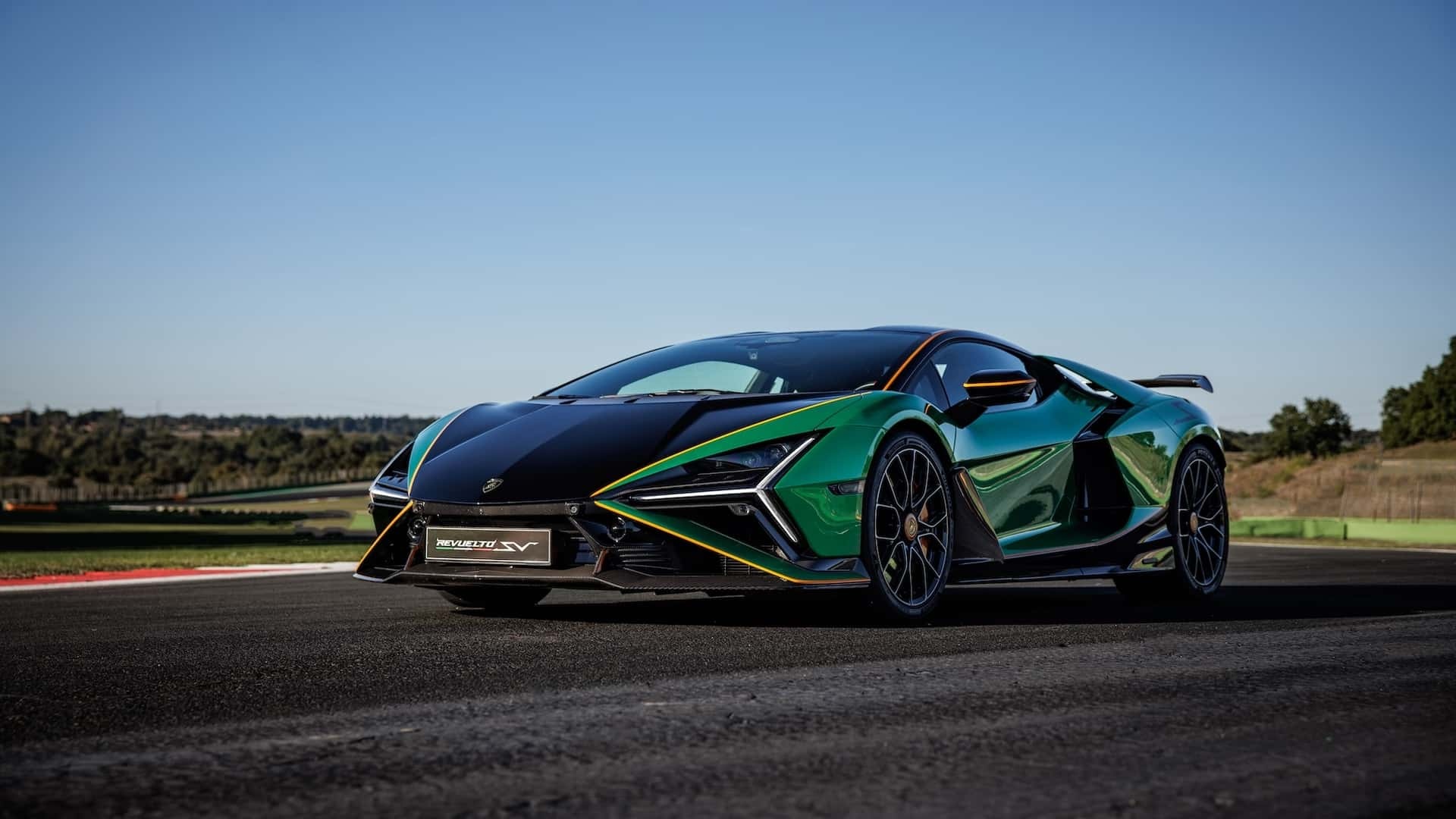 Lamborghini Revuelto SV ​​​