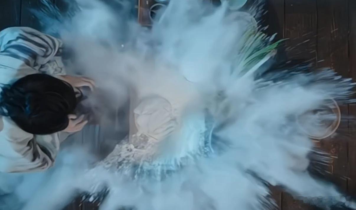 起猛了周翊然变厨子了周翊然·江湖夜雨十年灯，厨房里的帅气身影，温柔与颜值双双在线