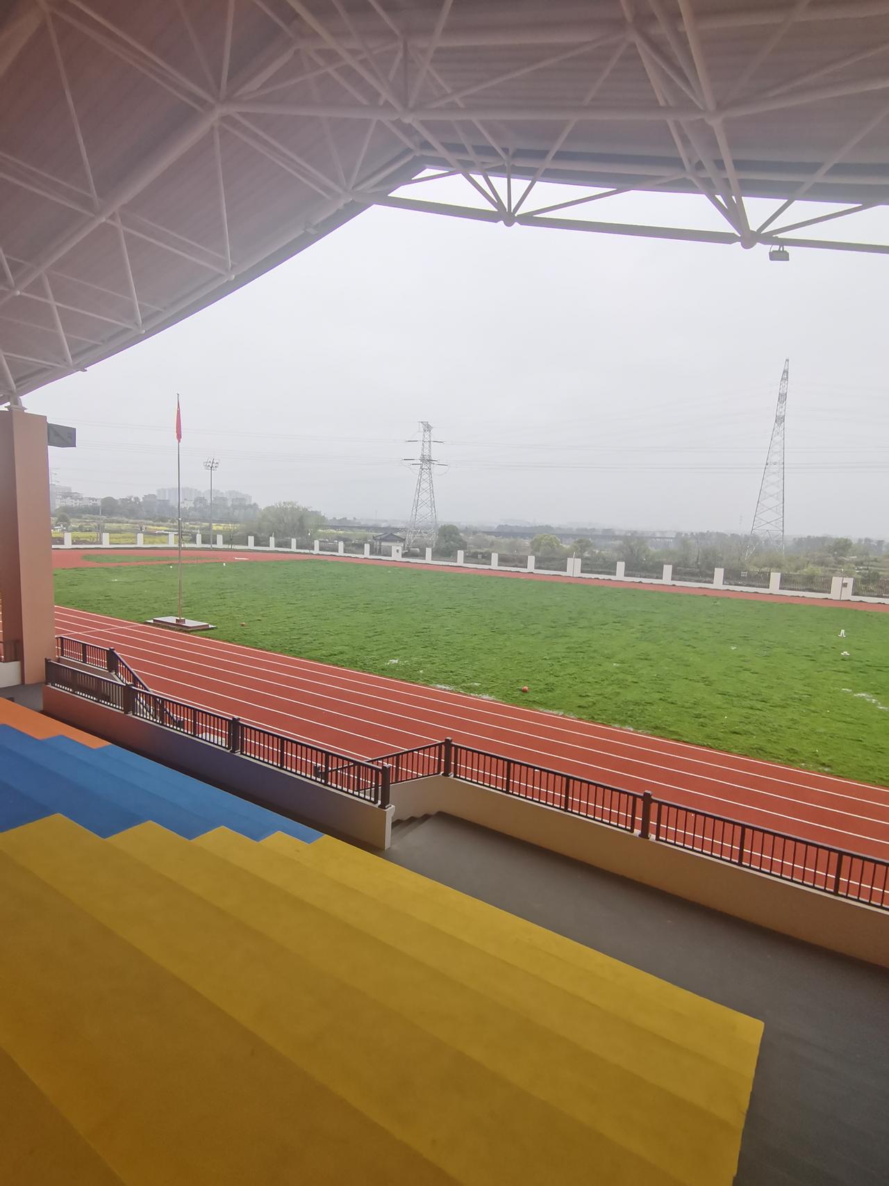 有些事后劲还是挺大！没办法，时间不可能倒退，人也不可能死而复生！大江东去，逝者如