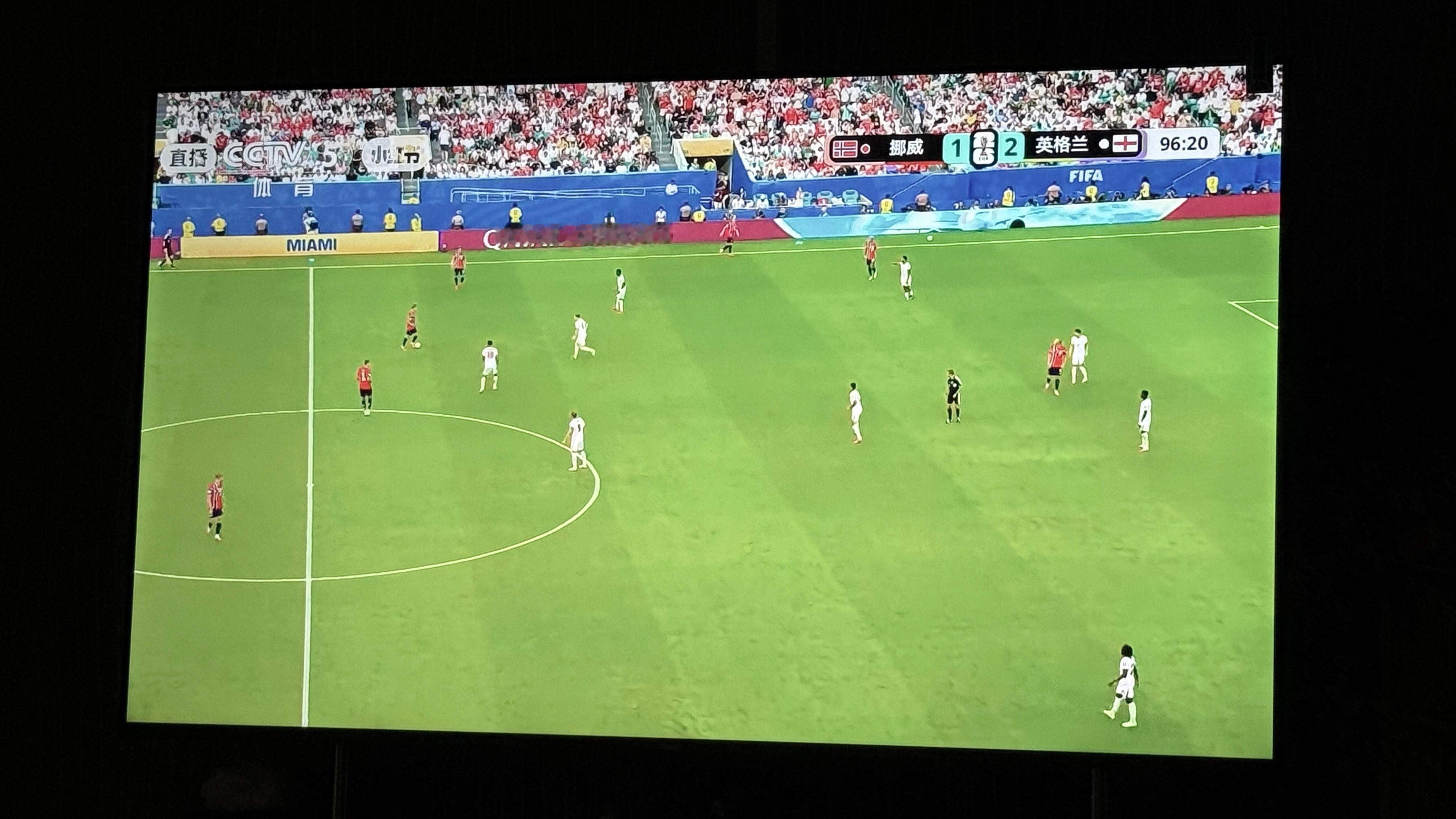 挪威vs英格兰非正经观战世界杯 加时赛了，这场也是踢的很艰难。此时的迈阿密非常炎