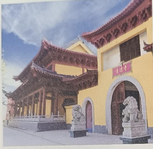 单县清凉寺
清凉寺位于东城办事处东南2里处的段楼村。据单县历史文献记载，明朝时期