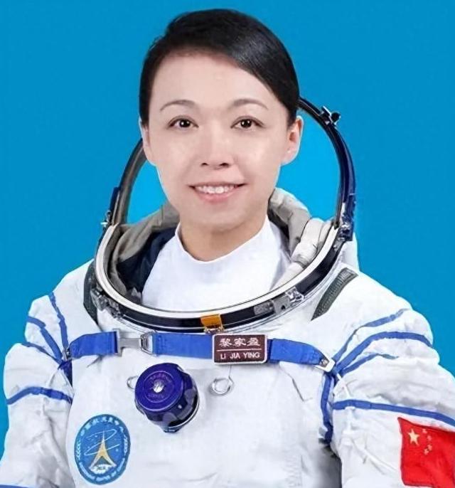 刚上太空仅一夜，炸出一堆牛鬼蛇神，香港航天员黎家盈刺痛了谁？ 

5月24日夜里