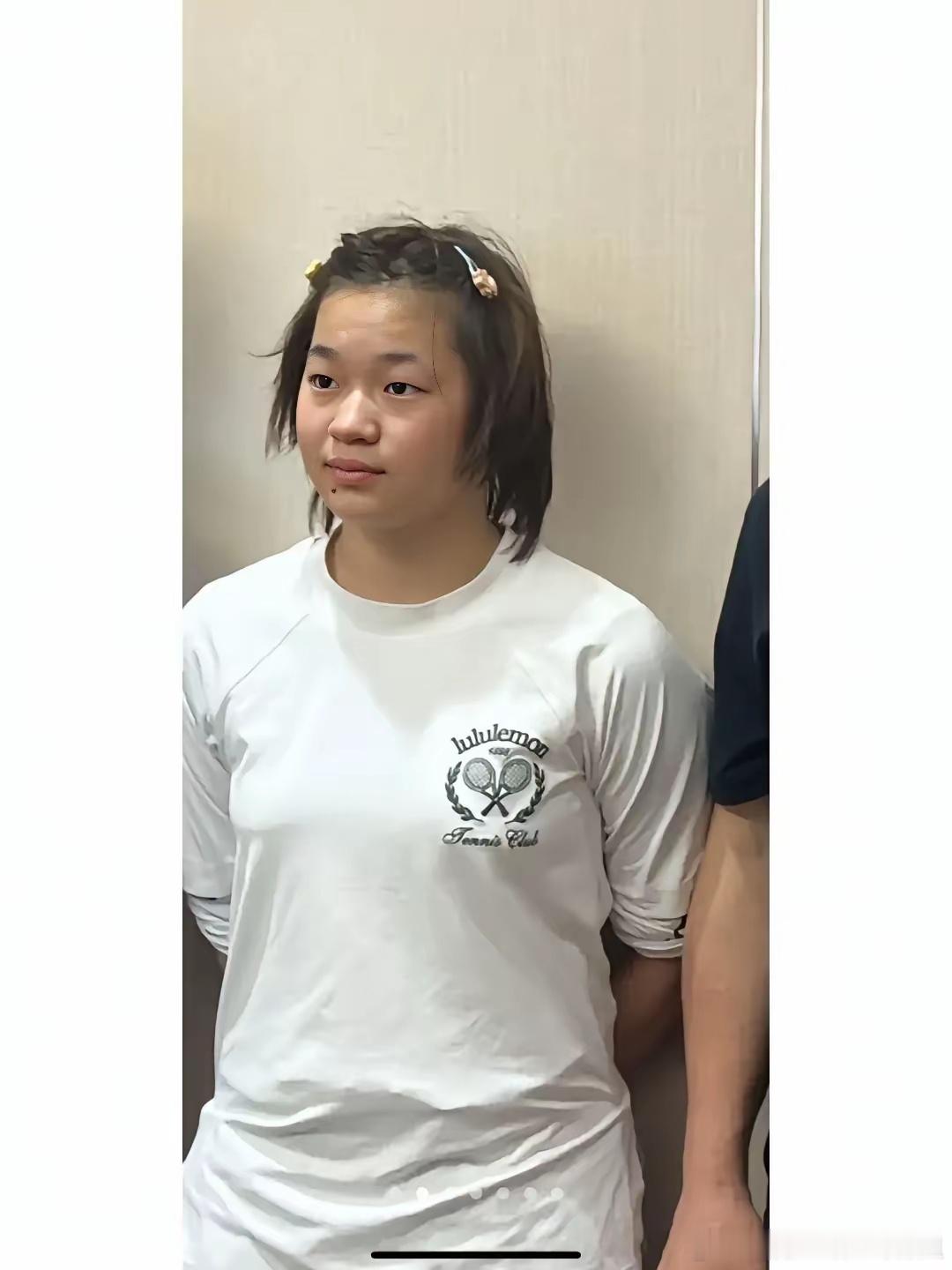 全红婵全红婵胖了  全红婵最近因为身材变化成了热议话题。这位才18岁的奥运冠军，
