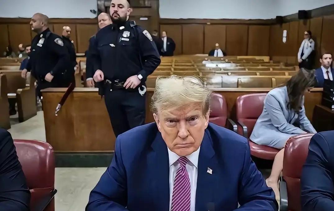 美俄闪电战的不同效果，美国抓捕马杜罗的闪电战成功，而俄罗斯攻击乌克兰的闪电战失败