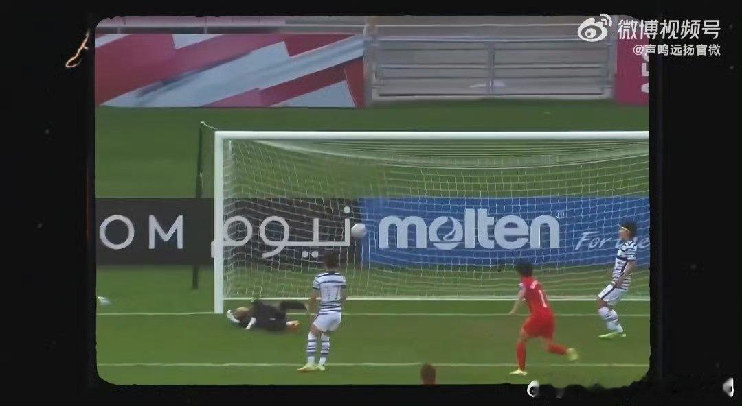 声鸣远扬致敬每一个冠军 声鸣远扬 人人都有冠军梦，敢闯敢拼，就有机会站在属于自己