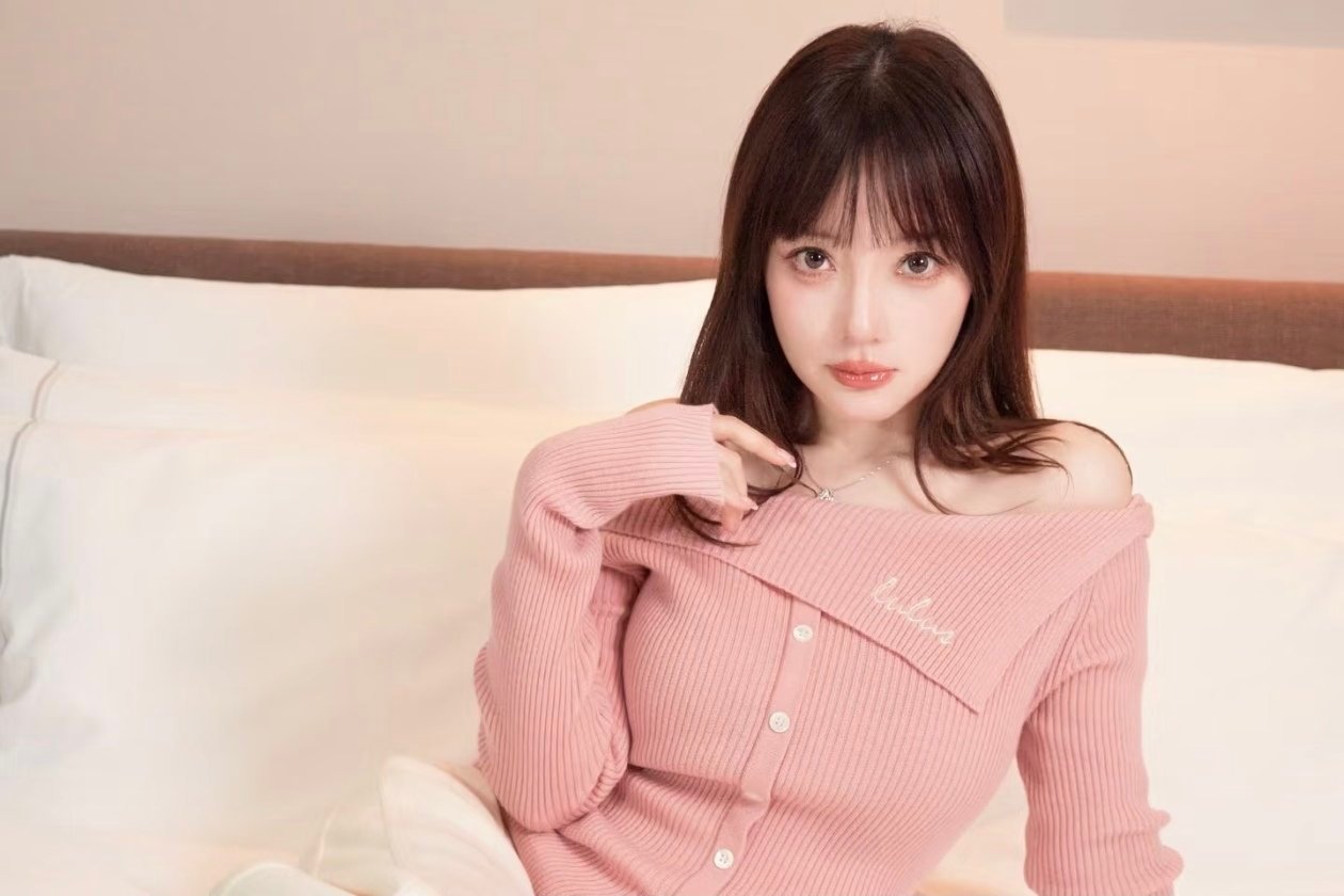 分享一些少女璐一璐同行lulusmiracle李小璐私服来自2025的最后一天也