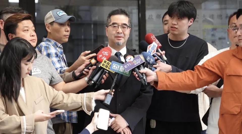 国民党主席选举这是要“变天”了？萧旭岑直接放话“弃保效应没用”，还说派系和

人