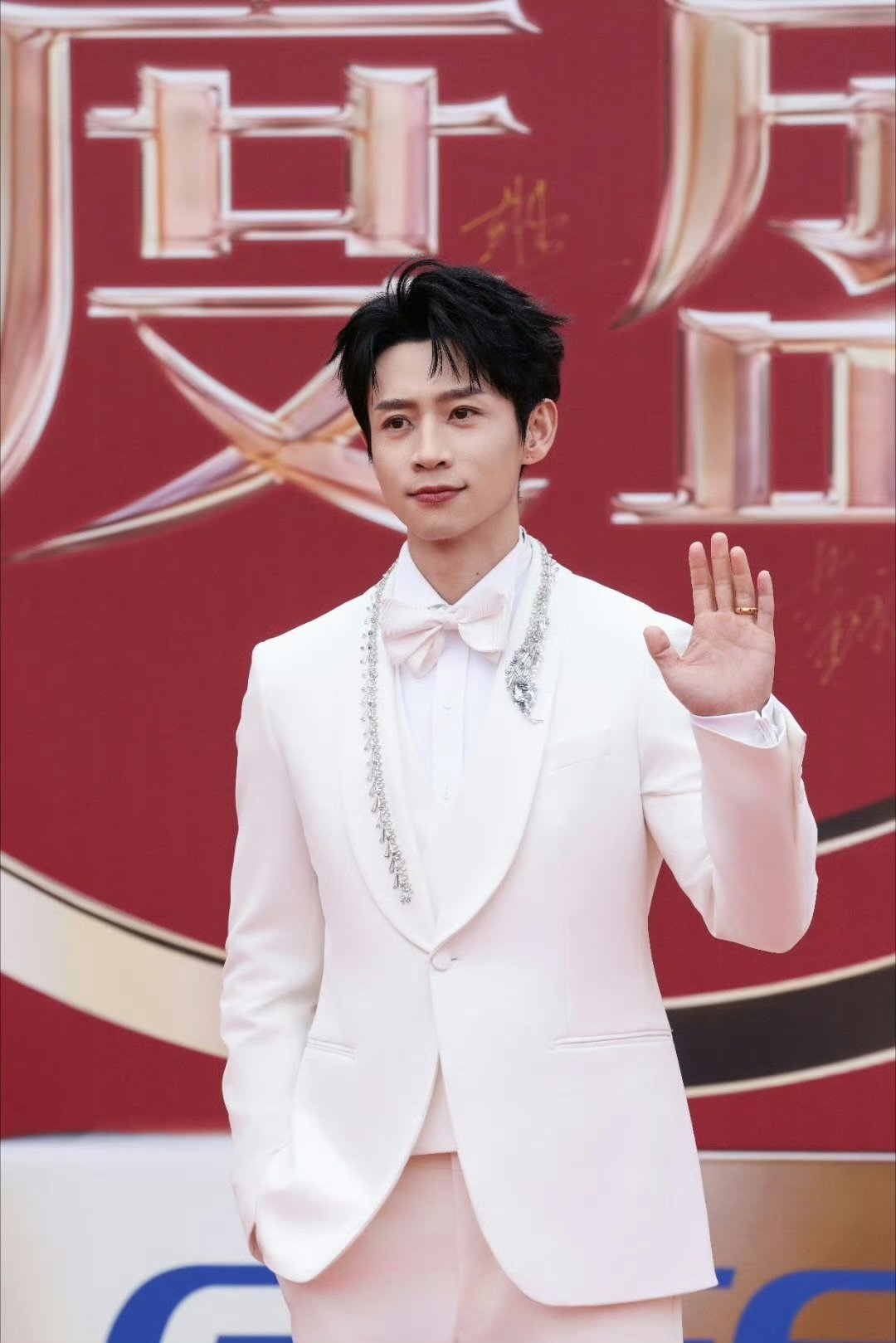 魏晨年度观众喜爱男演员魏晨获年度观众喜爱男演员 魏晨获年度观众喜爱男演员 