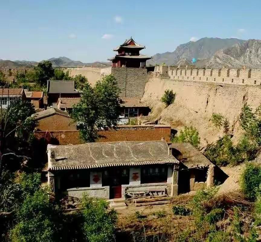 莱夷故梦：三千年胶东古国的兴衰传奇
 
胶东半岛的晨光穿透莱山薄雾，落在龙口归城