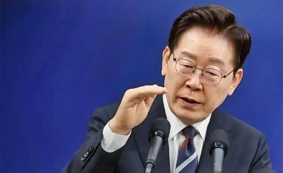李在明露出凶狠獠牙，要对中国渔民下狠手，暴力执法惨案历历在目。

6月24日，韩
