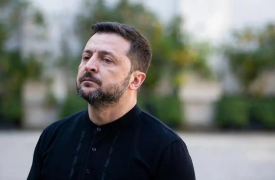 乌克兰可能已经没人可死了，有俄军士兵在打扫顿涅茨克康斯坦丁诺夫卡方向的战场时，发