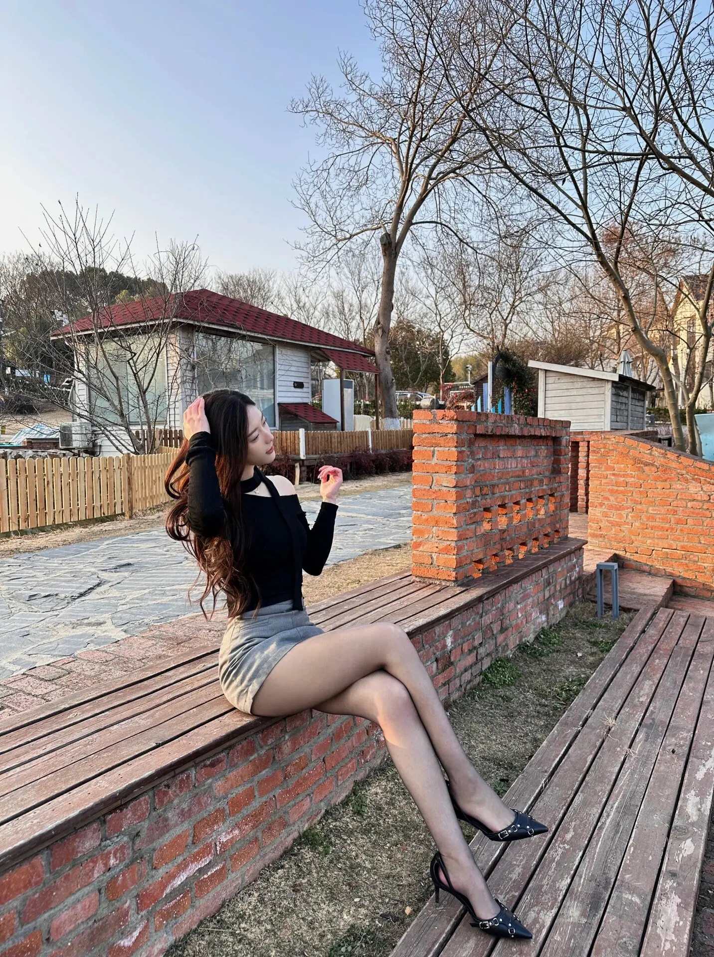 一眨眼就三月份了，努力搬砖吧！再好的甜言蜜语，都不及一张钞票给你的安全感，这年头谁有钱都不如自己有钱，就算你挣的都是小钱，也是你的保障和底气，就算你的步伐再小，也是在一步步前进