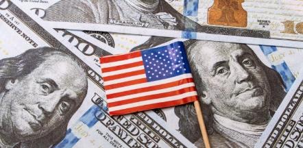 美国军方预算草案规定，2026年和2027年各拨款4亿美元支持乌克兰。

预计本