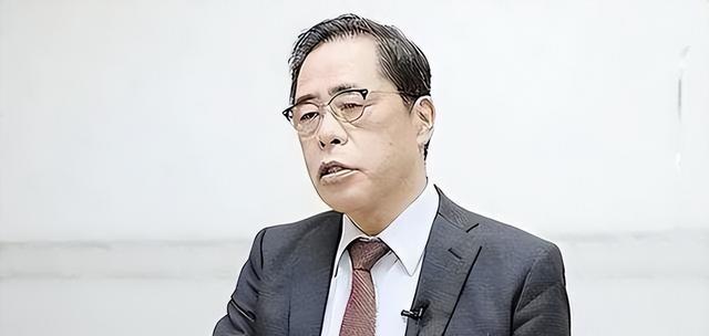 一位日本专家直言，现在关键不是中国能不能压得住日本，而是日本还有没有撑下去的可能